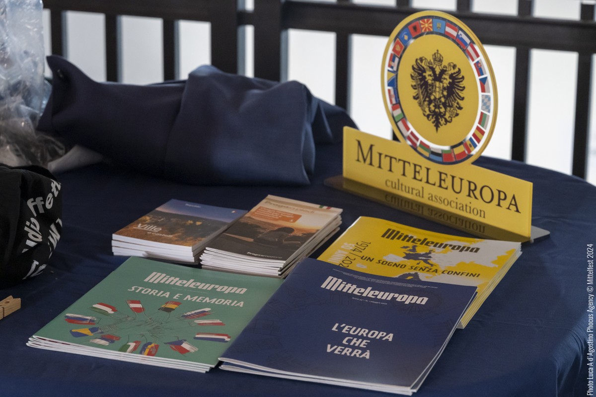 <small>Forum dell’Associazione Mitteleuropa a Mittelfest </small><br>FVG-Repubblica Ceca: un futuro da condividere  nel cuore d’Europa