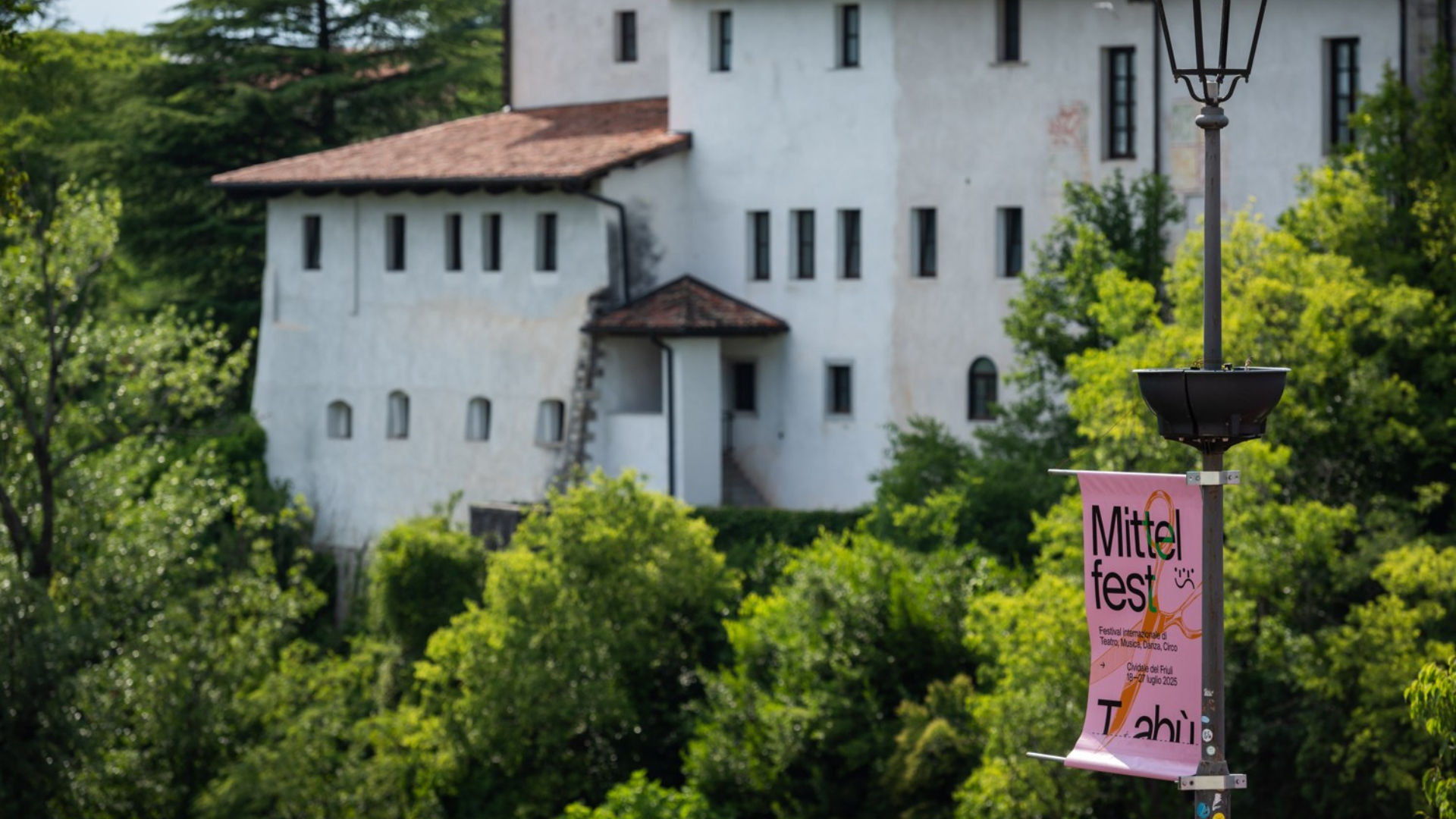 Aiutaci a migliorare: compila il nostro sondaggio su turismo e sostenibilità
